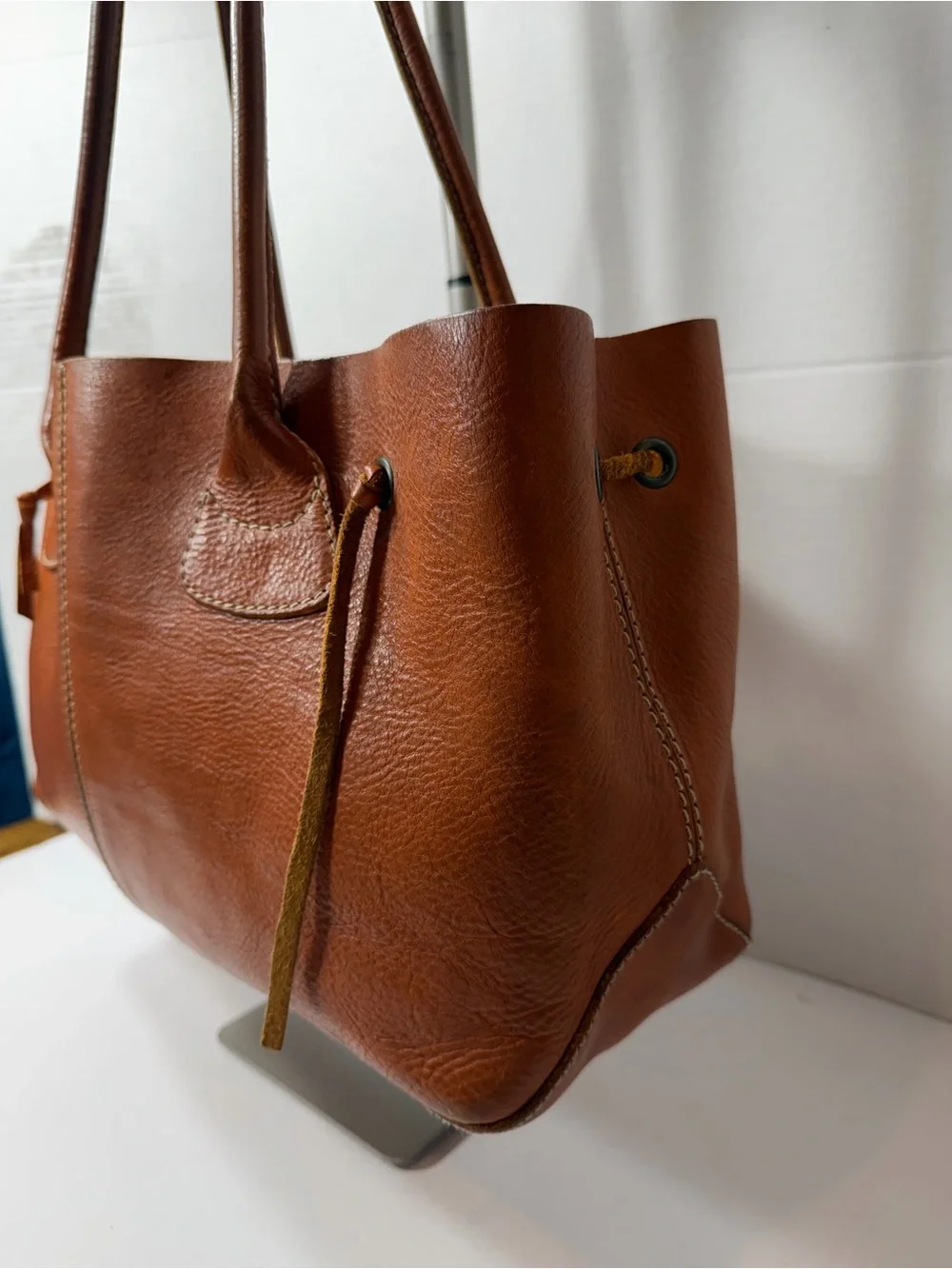 COCCINELLE Leather Tote Handbag in Cognac Brown project bag - Picture 2 of 6